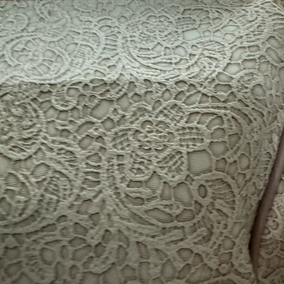 Beautiful lace and leather handbag with strap and beautiful detail - Picture 4 of 5